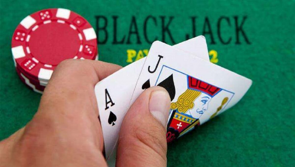 Tiết Lộ 5 Kinh Nghiệm Chơi Blackjack Ăn Sạch Tiền Bàn